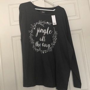 Gray long sleeve shirt
